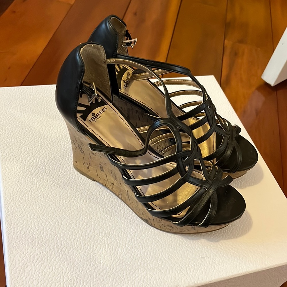 Wedges size 5 woman’s
